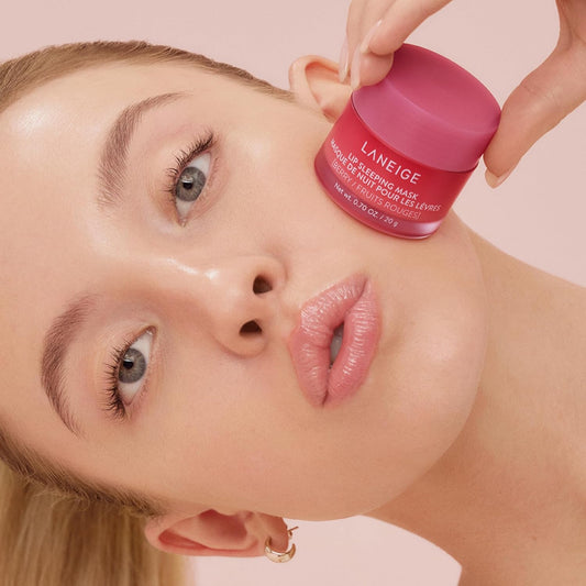 Wake Up to Soft, Hydrated Lips! 🌙💋 Try Our Lip Sleeping Mask Packed with Vitamin C, Shea Butter, and Murumuru Butter for Ultimate Overnight Nourishment! #LipCare #BeautySleep